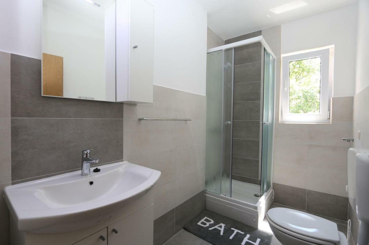 Apartments Mihalic Šilo Extérieur photo